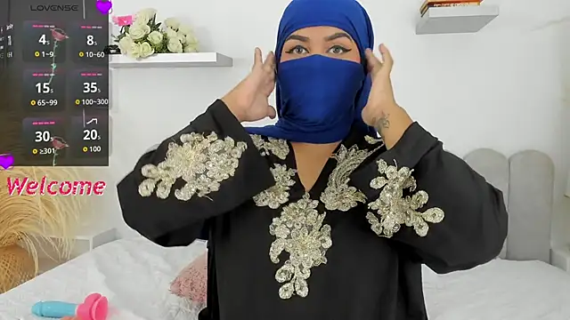 Kadira  online show from 09.20.25