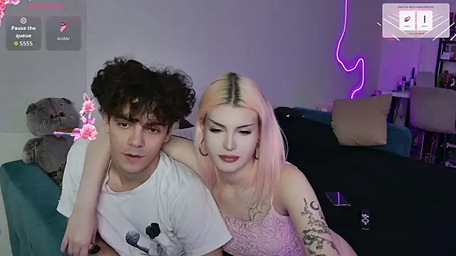 Alice18James online show from 09.28.25