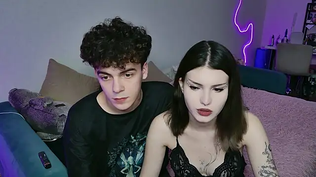 Alice18James online show from 10.10.25