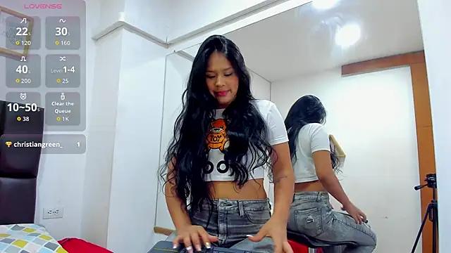 karol bustamante online show from 10.17.25