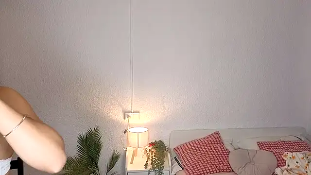 Snapshot of lillypanda chatting on 10.10.25 lillypanda online show from 10.10.25