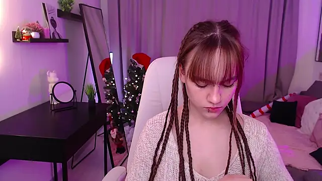 Jamie Chung online show from 12.23.25