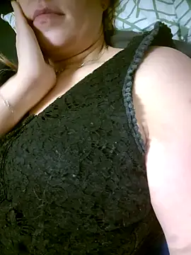 Carolinemiam online show from 10.29.25