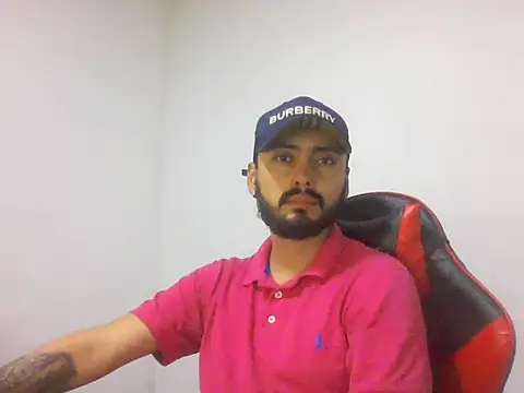 Snapshot of cristopher_wallacee chatting on 10.05.25 cristopher wallacee online show from 10.05.25