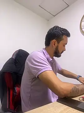 cristopher wallacee online show from 11.10.25