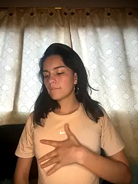 Snapshot of blinkiii_ chatting on 10.01.25 blinkiii online show from 10.01.25