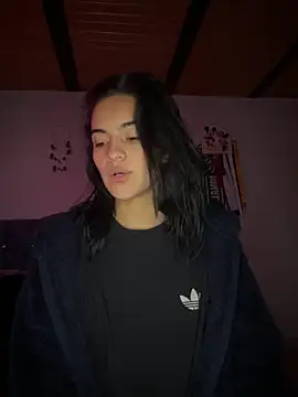 Snapshot of blinkiii_ chatting on 10.03.25 blinkiii online show from 10.03.25