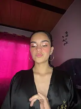 Snapshot of blinkiii_ chatting on 10.23.25 blinkiii online show from 10.23.25