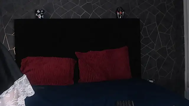 zoey stonee online show from 10.29.25