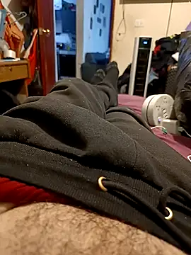 Snapshot of Frnlove521 chatting on 10.12.25 Frnlove521 online show from 10.12.25