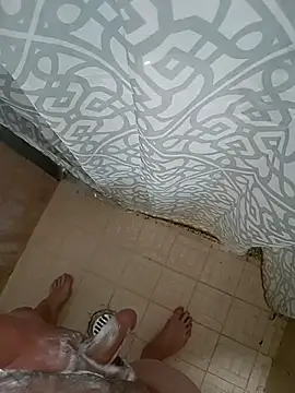 Snapshot of Frnlove521 chatting on 10.26.25 Frnlove521 online show from 10.26.25