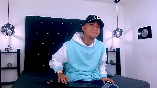 tattoos22 online show from 11.17.25