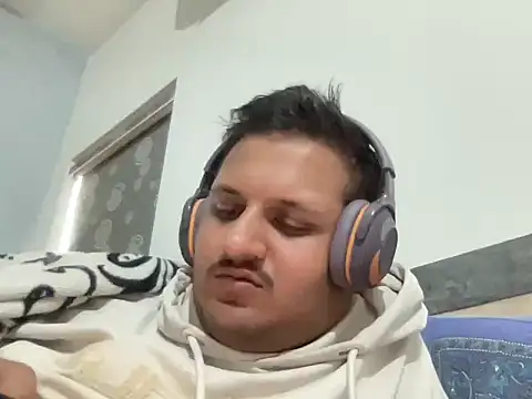 chiikuloveu online show from 02.14.26