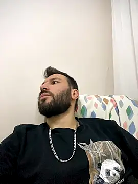 Snapshot of speddy34 chatting on 10.31.25 speddy34 online show from 10.31.25