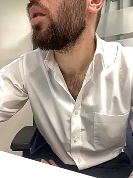 Snapshot of speddy34 chatting on 11.20.25 speddy34 online show from 11.20.25