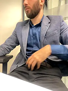 Snapshot of speddy34 chatting on 12.02.25 speddy34 online show from 12.02.25