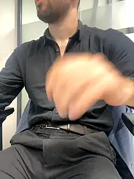 Snapshot of speddy34 chatting on 12.05.25 speddy34 online show from 12.05.25