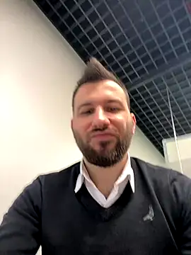 Snapshot of speddy34 chatting on 12.17.25 speddy34 online show from 12.17.25