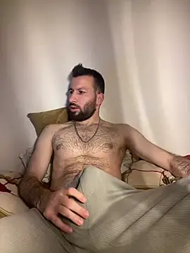 Snapshot of speddy34 chatting on 12.17.25 speddy34 online show from 12.17.25