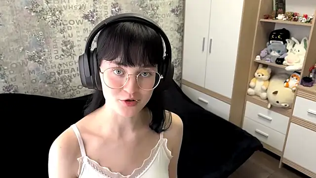 FakeLamb online show from 09.14.25