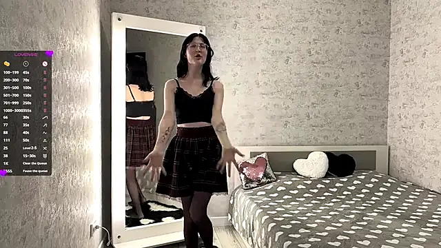 FakeLamb online show from 10.11.25