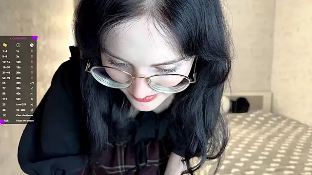 FakeLamb online show from 10.19.25