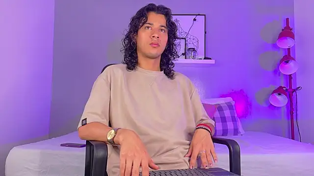 BenjiFiore  online show from 09.21.25