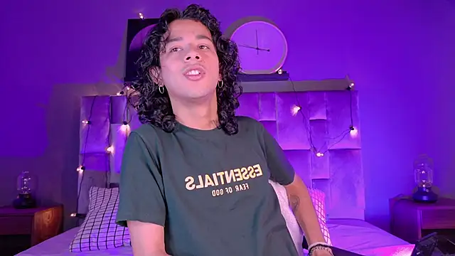 BenjiFiore  online show from 10.16.25