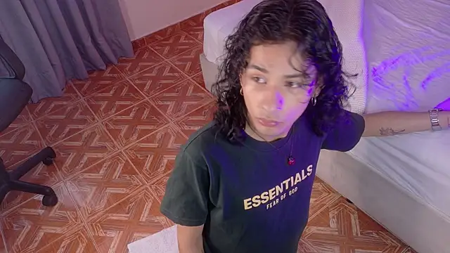 BenjiFiore  online show from 10.17.25