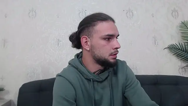 Snapshot of DanyelCarter chatting on 09.23.25 DanyelCarter online show from 09.23.25