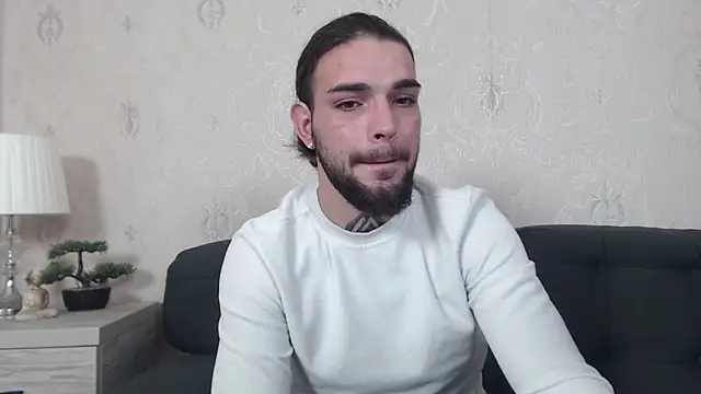 Snapshot of DanyelCarter chatting on 10.07.25 DanyelCarter online show from 10.07.25