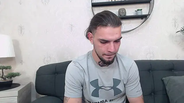 Snapshot of DanyelCarter chatting on 10.14.25 DanyelCarter online show from 10.14.25