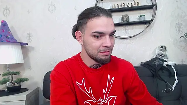 Snapshot of DanyelCarter chatting on 10.15.25 DanyelCarter online show from 10.15.25