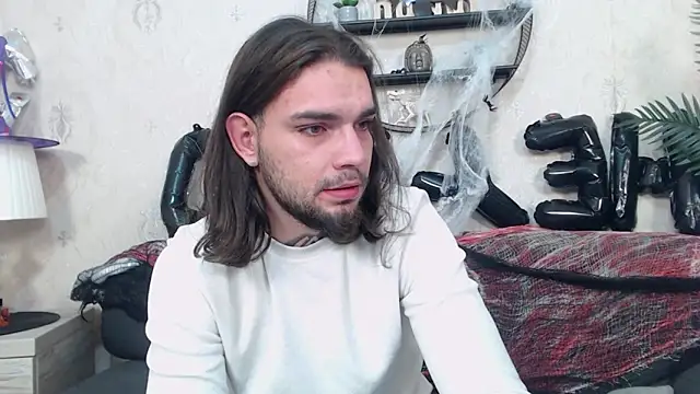 Snapshot of DanyelCarter chatting on 10.21.25 DanyelCarter online show from 10.21.25