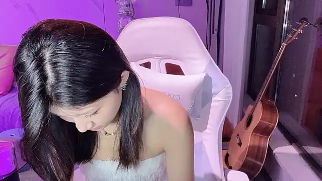 Snapshot of Lixinel-520 chatting on 10.10.25 Lixinel-520 online show from 10.10.25