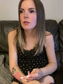 SexyLoLoUK online show from 09.23.25