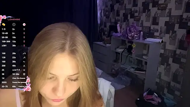 SwiiSweet online show from 11.18.25