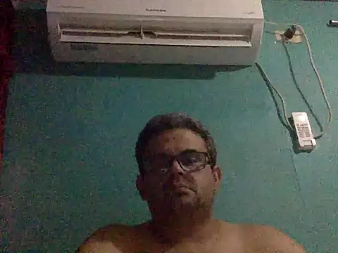 Snapshot of Katracho6969 chatting on 09.28.25 Katracho6969 online show from 09.28.25