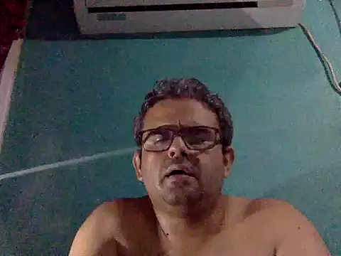 Snapshot of Katracho6969 chatting on 10.25.25 Katracho6969 online show from 10.25.25