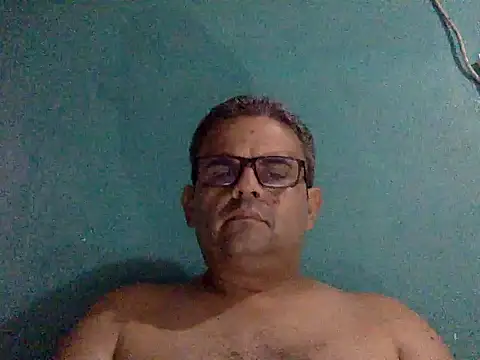 Snapshot of Katracho6969 chatting on 11.04.25 Katracho6969 online show from 11.04.25