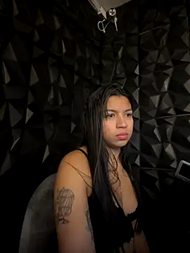 lil charme online show from 10.29.25