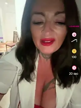 IrishmilfAnna online show from 05.16.26