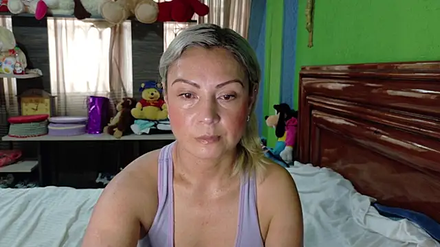  Charlize theron  online show from 01.13.26