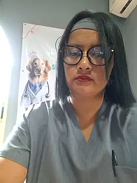 Snapshot of Milagros-hot chatting on 10.23.25 Milagros-hot online show from 10.23.25