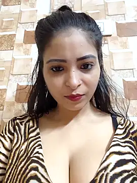 QUEEN-ADITI online show from 09.11.25