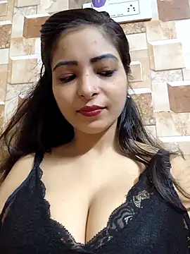 QUEEN-ADITI online show from 09.13.25