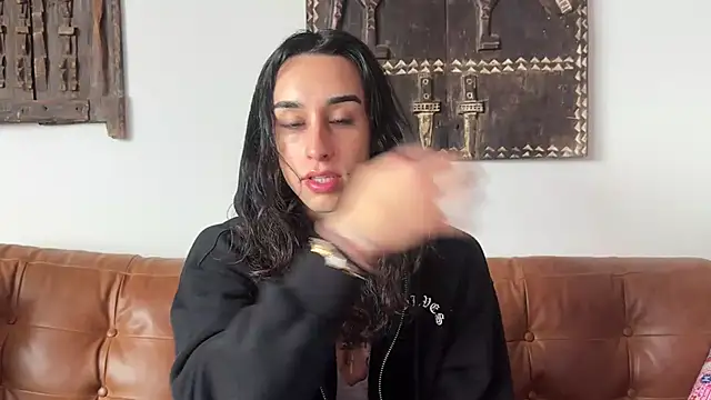xoFrankie online show from 05.25.26