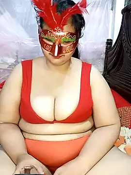 Tanisha-Chy online show from 10.17.25