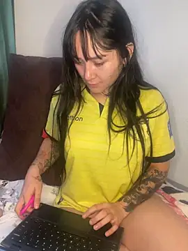 saraycat  online show from 10.16.25