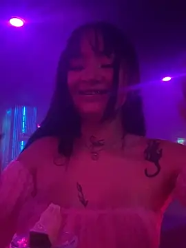 saraycat  online show from 10.26.25